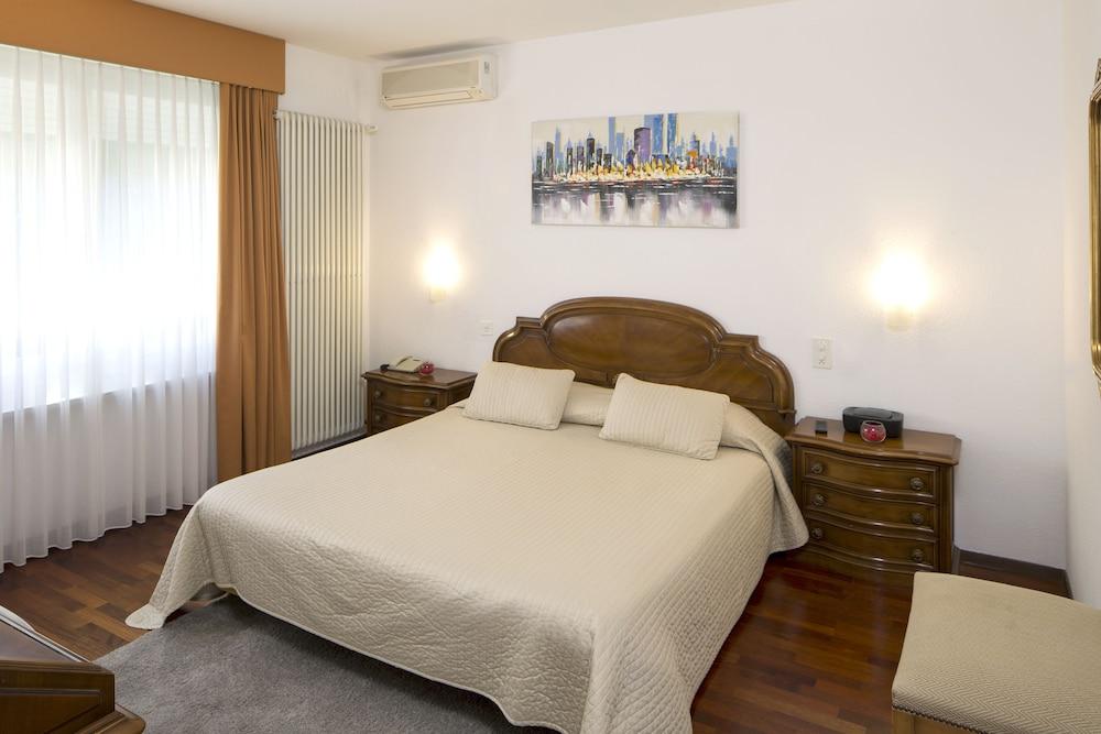 Hotel Campione Bissone Ngoại thất bức ảnh
